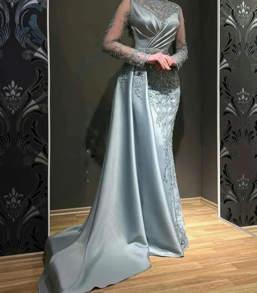 BABYONLINE Elegant Evening Dress V-Neckline Full Sleeve Satin Skirt Tail Special Occasion Gown Formal Party Ball Clotehs