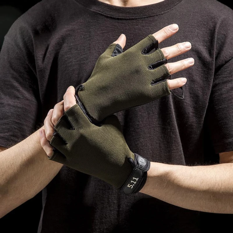 

Half Finger Cycling Glove Winter Warm Men Sports Climbing Fitness Driving Mitten