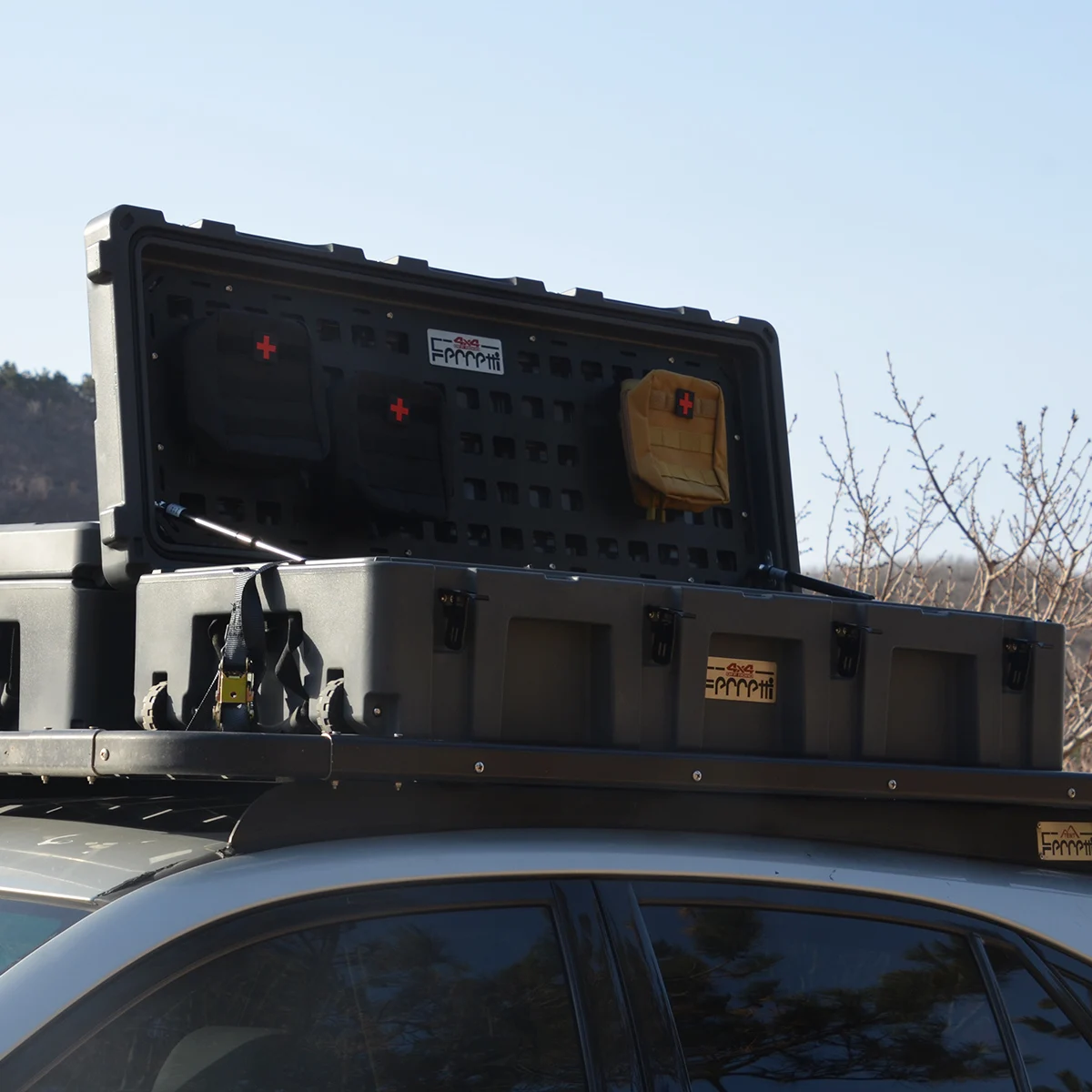 122L ROLLING RUGGED CASE