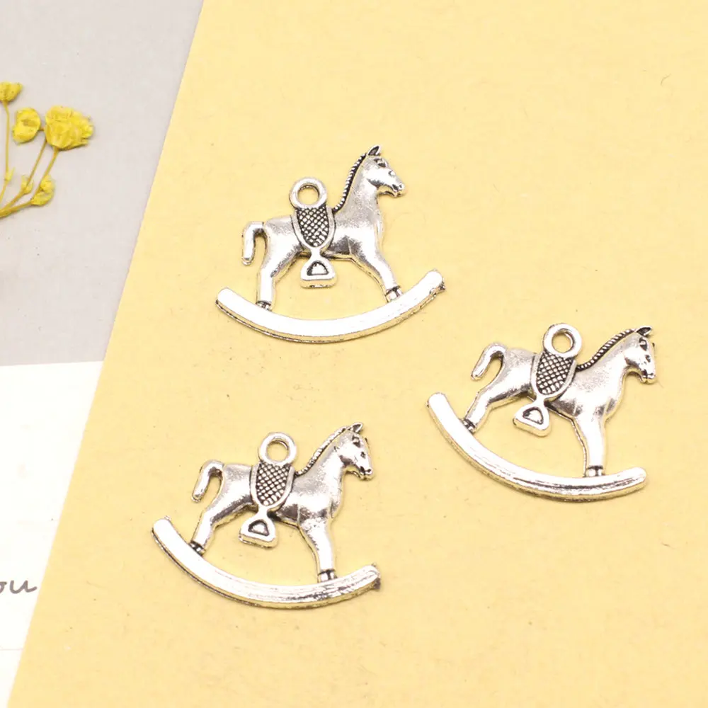 

10pcs 19x22mm Wooden Horse Charms Pendant Diy Children Craft Male Jewelry Antique Silver Color