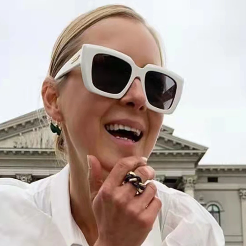 Fashion Square Sunglasses Women Men 2022 Trendy Oversized Designer Sun Glasses Vintage Shade UV400 Blocking Outdoor De_voghion.com
