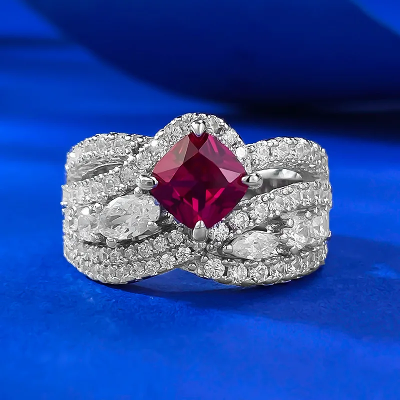 

Live Broadcast S925 Silver One Carat French Retro Pigeon Blood Red Corundum Niche Versatile, Simple and Fashionable