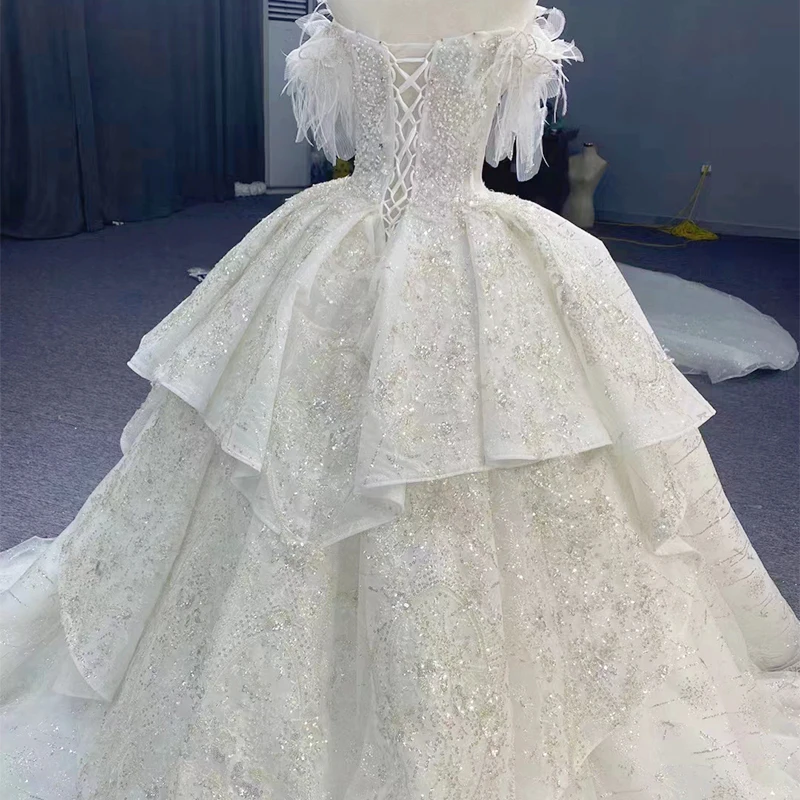 Gorgeous Wedding Dresses For Women Organza Ball Gown Strapless Wedding Dress 2022 Feathers MN48 Vestito Da Sposa 4