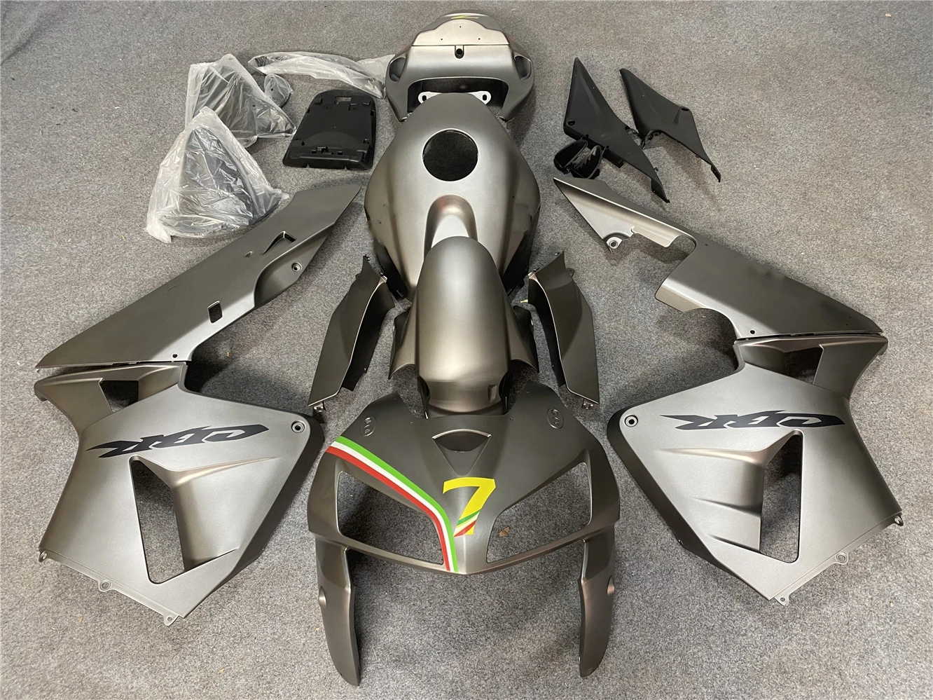 

Комплект обтекателей для мотоцикла, подходит для CBR600RR 05-06 CBR600 F5 2005 2006, обтекатель матового серого цвета