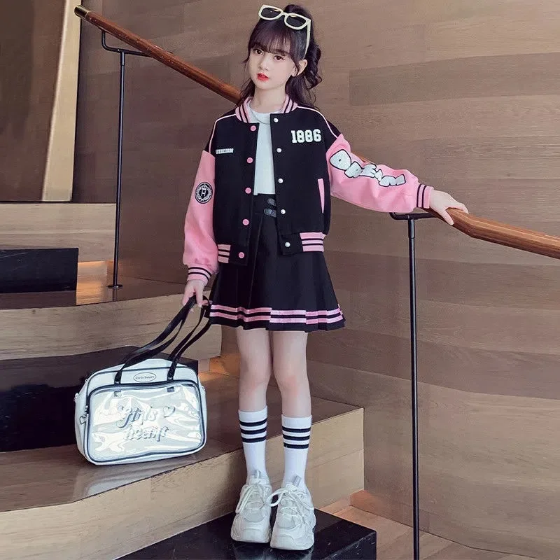 

2023 Girls Sports Suits Spring Autumn Baseball Clothes For Children Jacket Pleated Skirt 2pcs Clothing Set Korean Kids Tracksuit