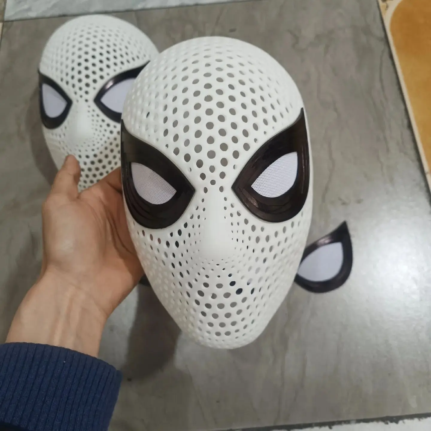Diy Toy Superhero Masks: Create Epic Costumes Fast & Fun
