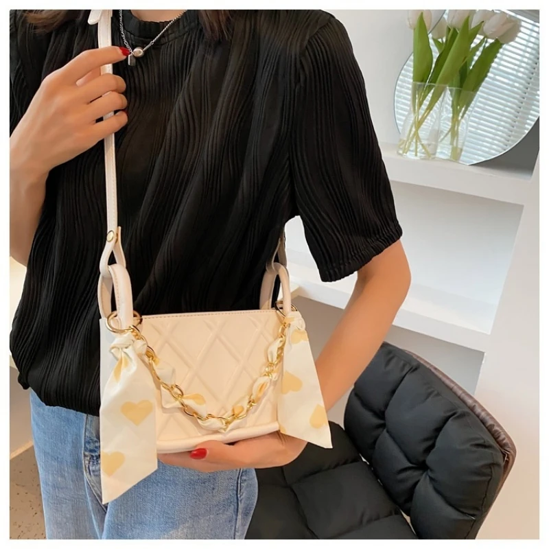 Advanced Small Bag for Women's New Fashion Shoulder Bag, Fashionable Women's Bag, Versatile Quality, Crossbody Bag, Small Square