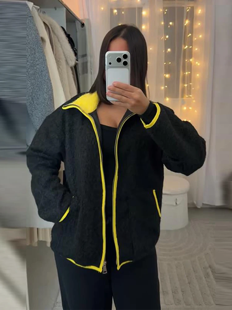 سترة صوفية متباينة غير رسمية للنساء بياقة واقفة وجيوب وسحاب وأكمام طويلة معطف نسائي لخريف وشتاء 2025 جديد للسيدات في ملابس خارجية