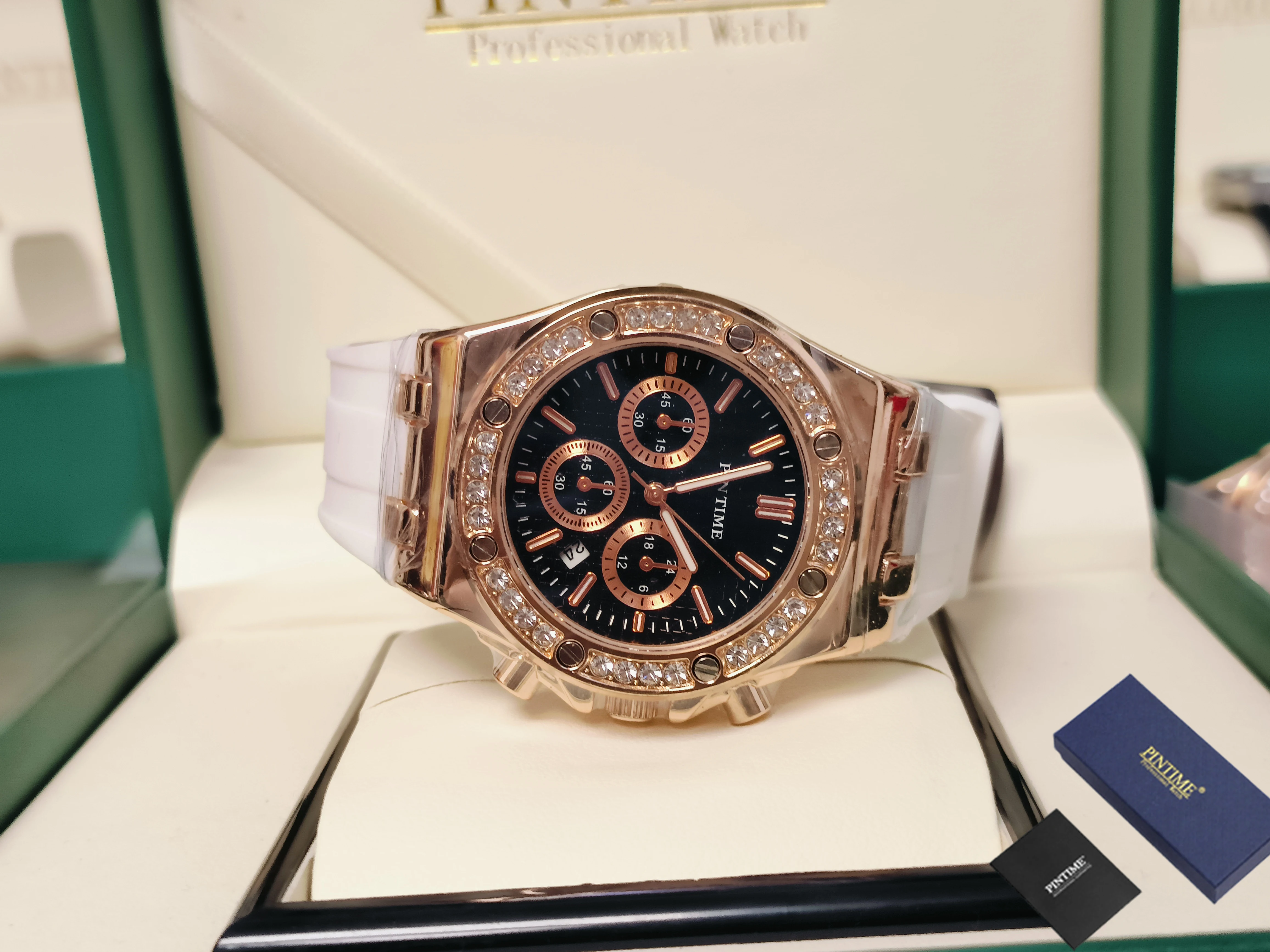 PINTIME Watch for Men Sports Silicone Strap Fashion Quartz 