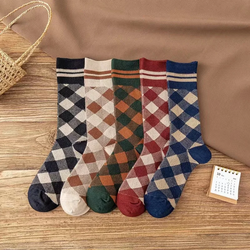 

Women socks autumn winter retro national socks ins rhombic socks color couples cotton socks vintage