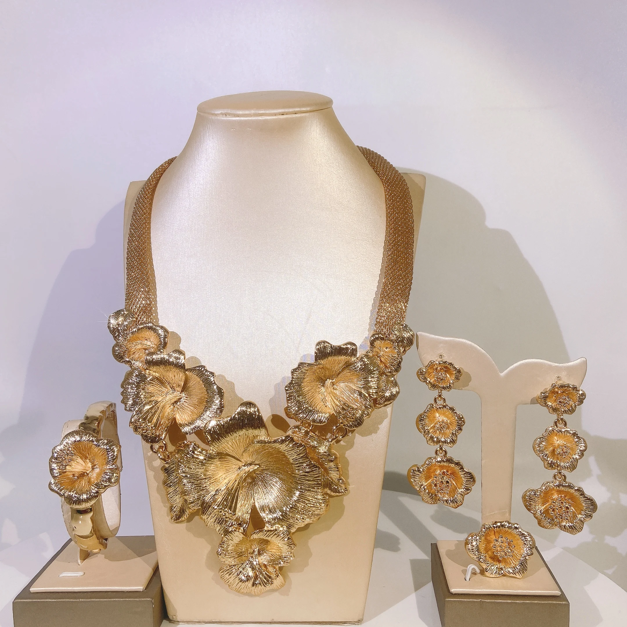 

Милый стиль, набор для вечеринок в Лагосе, высококачественный сказочный дизайн, ожерелье, серьги, кольцо, браслет