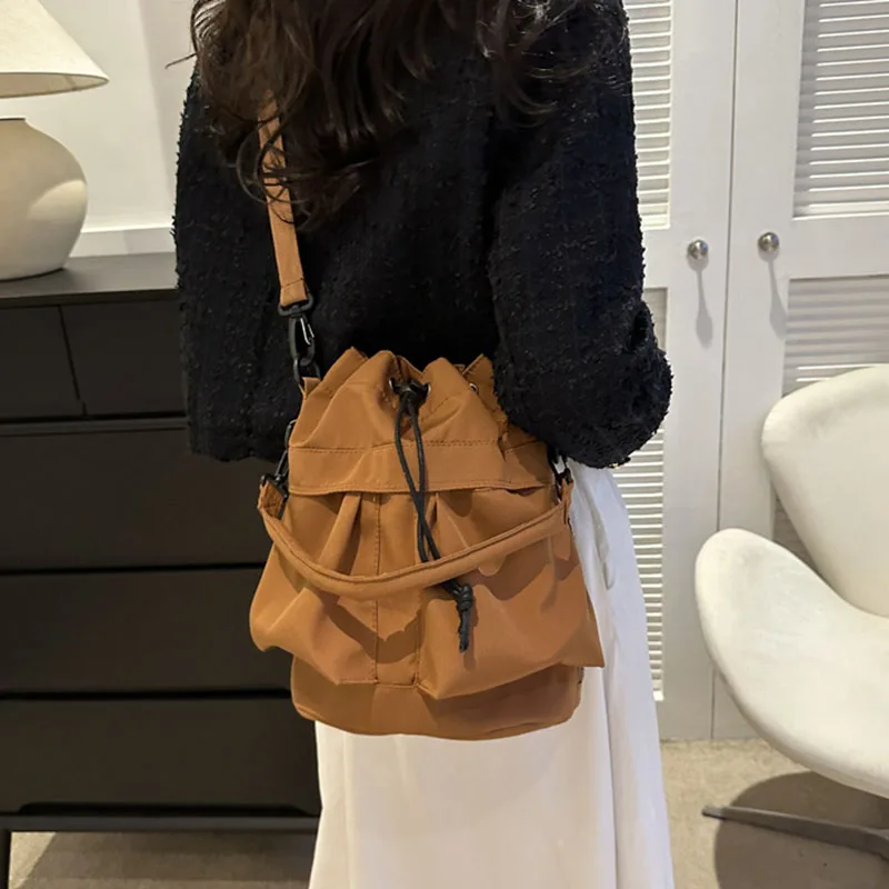 Ladies Casual Bag Student Large Capacity Shoulder Bag Fashiona Handbag Bucket Bag Crossbody Bag Adjustable Shoulder Strap
