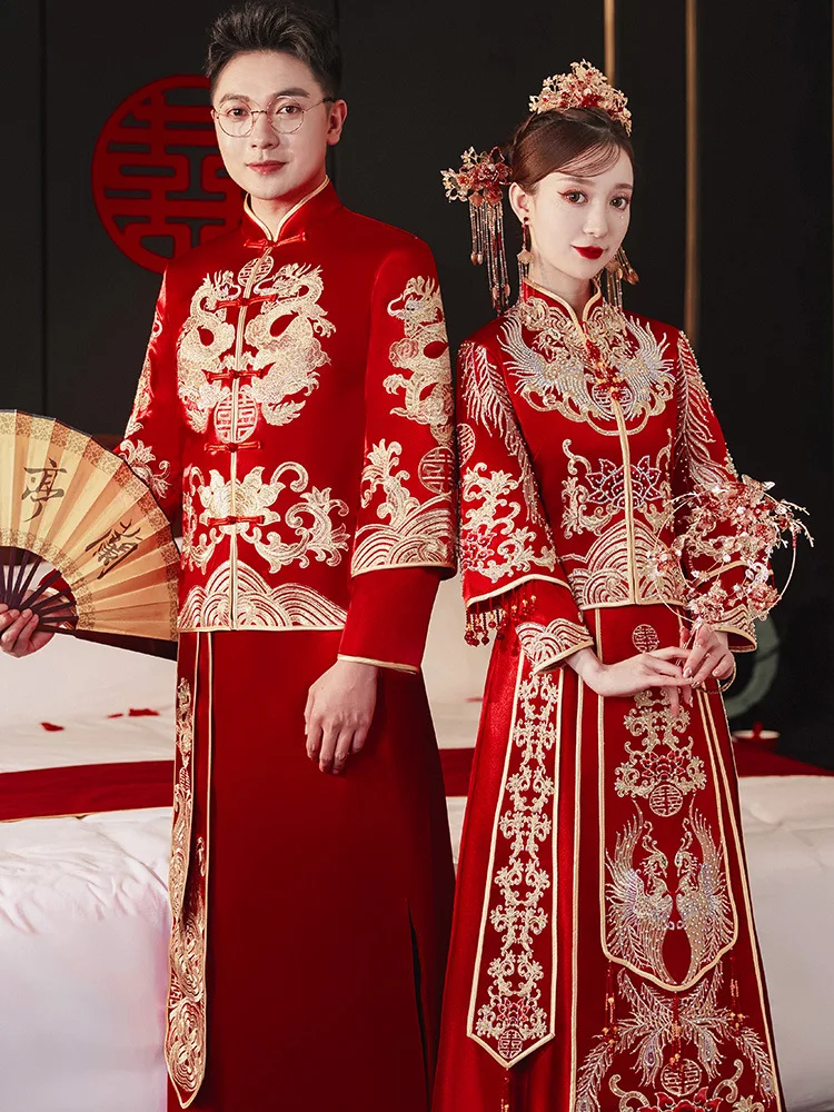Chinese Couple Vintage Mandarin Collar Cheongsam Toast Clothing Costume Dragon and Phoenix Embroidery Wedding Dress