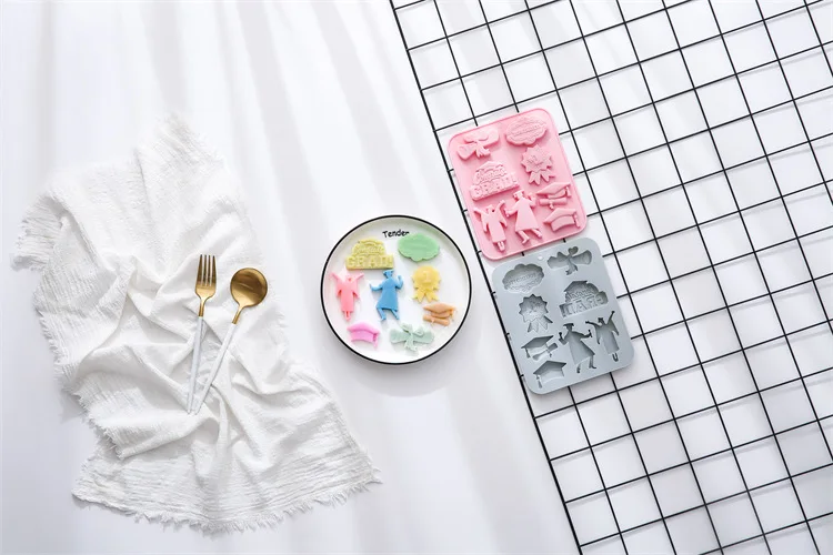 8-Hole Graduation Season Silicone Mold – DIY Fondant, Cake, Chocolate, Ice Cube, and Ba... - SKU GSSM1152 - UGI Packaging