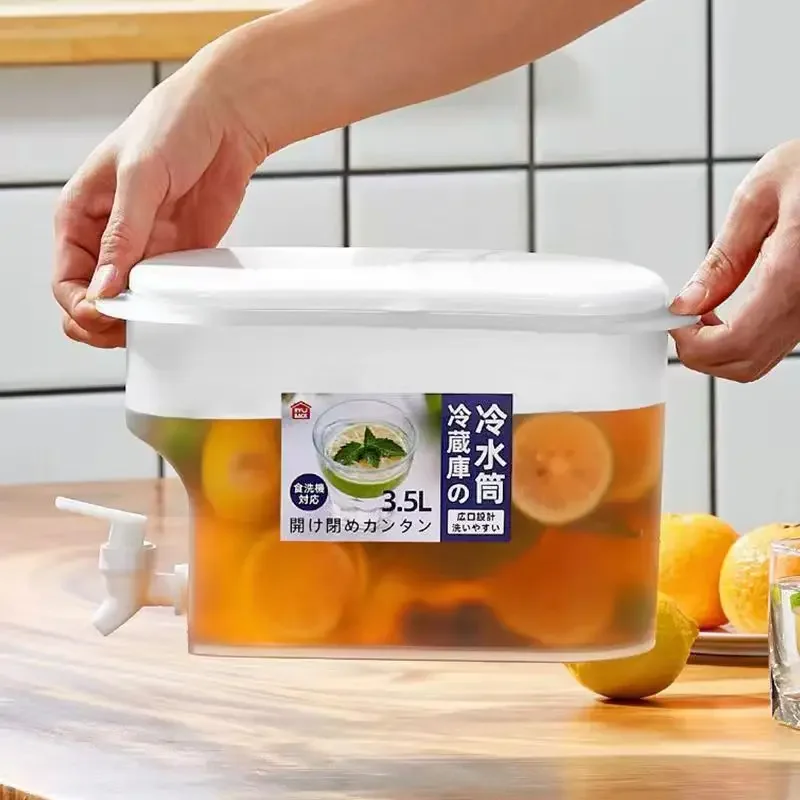 3.5L Large Capacity Cold Water Pitcher Cold Kettle with Faucet In Refrigerator Iced Beverage Dispenser Spout Hydro Flask