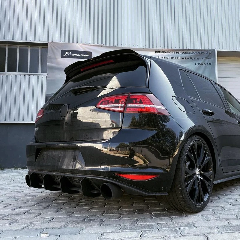4 Fins Car Rear Bumper Glossy Black Diffuser Rear Side Splitters Spoiler Lip For VW Volkswagen Golf 7 VII MK7 GTI 2013- ABS