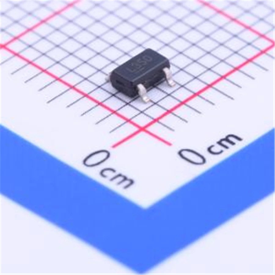MIC5233-5.0YM5-TR