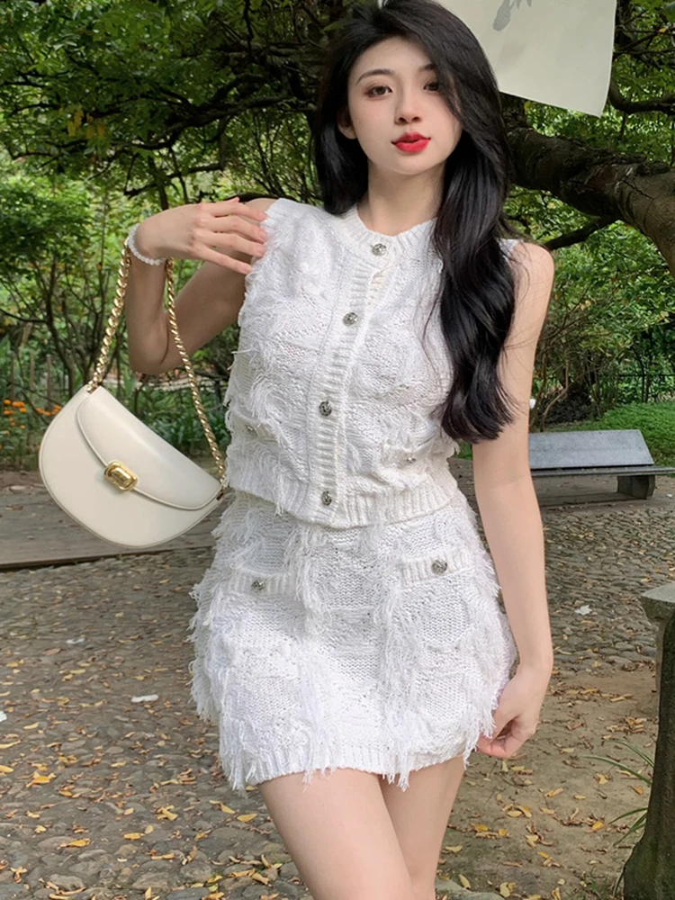 

New Summer Womens 2 Pieces Set Fashion Tassel Knitted Sleeveless Cardigan Vest Tops & High Waist Bodycon Mini Skirts Casual Suit