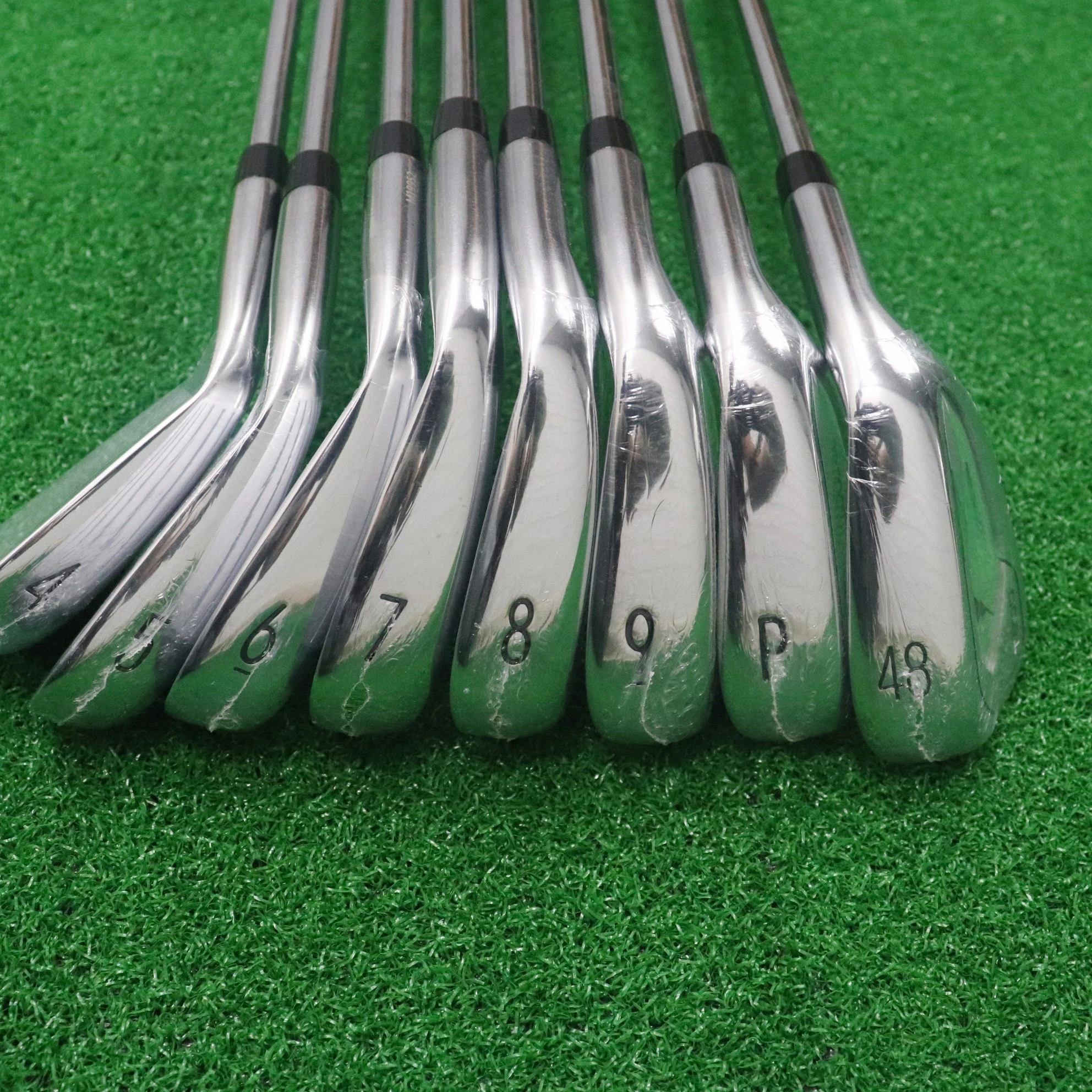 

Men Golf Iron 8pcs T Iron Set 200 Golf Irons Golf Clubs 4-9P 48degree R/S/SR Flex Steel/Graphite Shaft With Head Cover