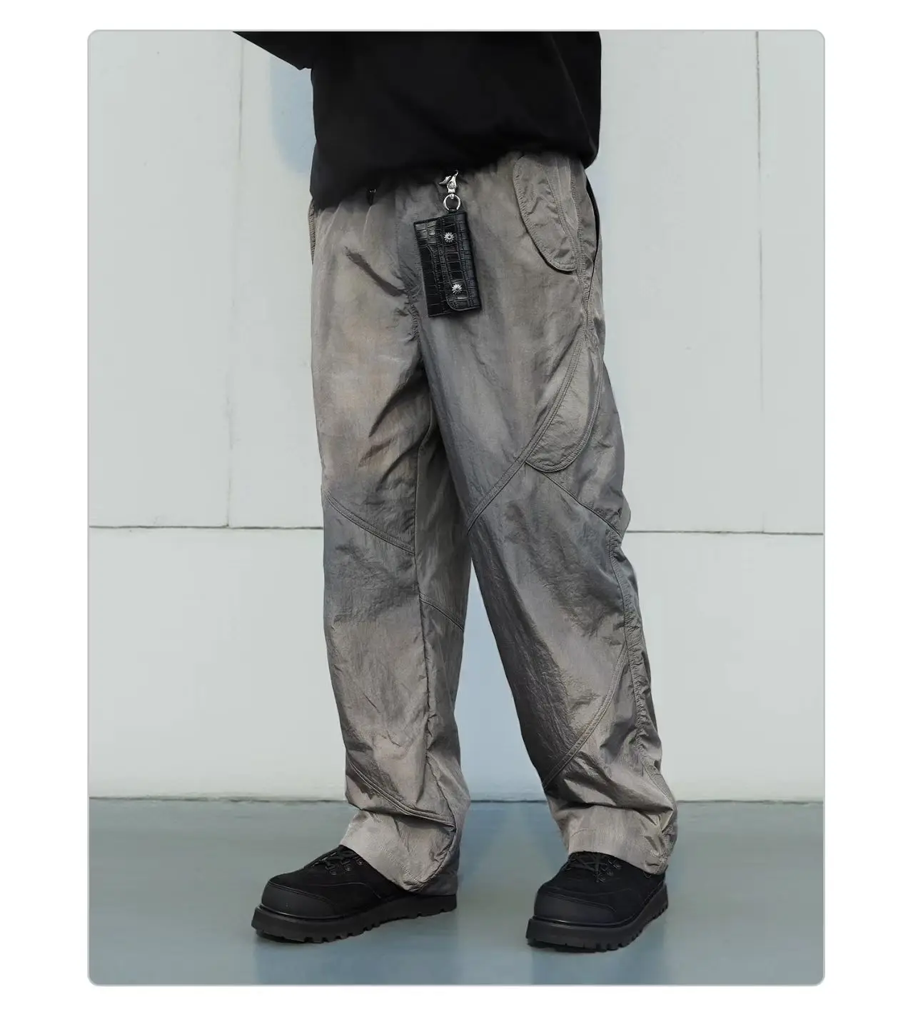 Whyworks 25aw Metallic wax-dye cargo pants 3d cut multipocket elastic waist techwear aesthetic -