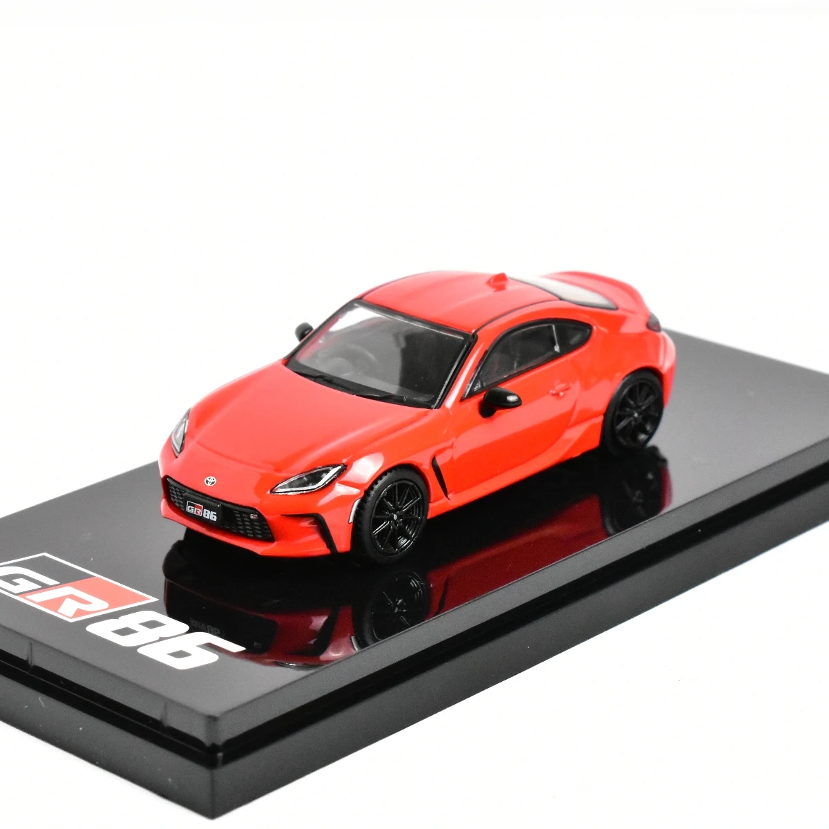 Hobby JAPAN 1:64  GR86 RZ Diecast Model Car 2