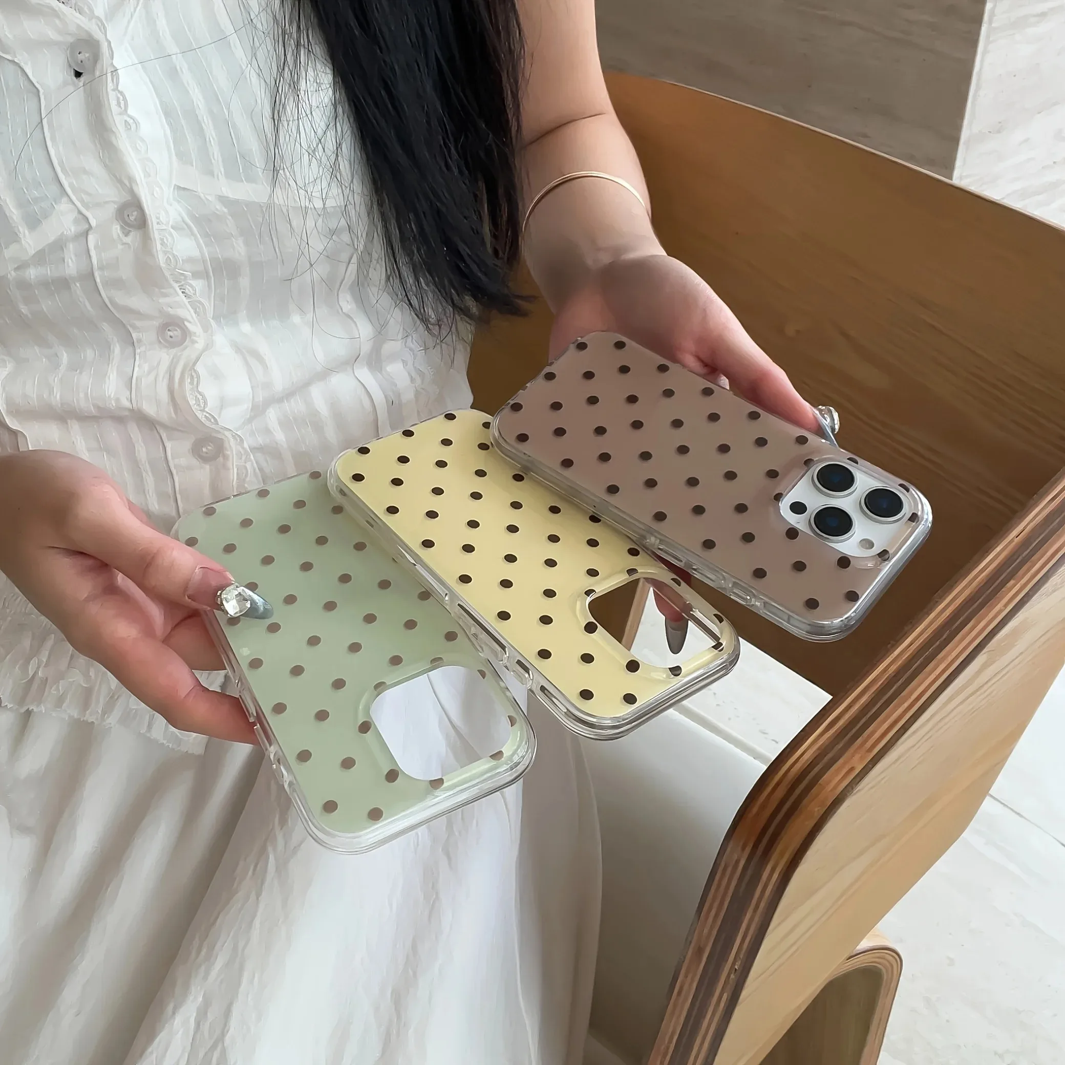 Polka Dots Feather Texture Phone Case