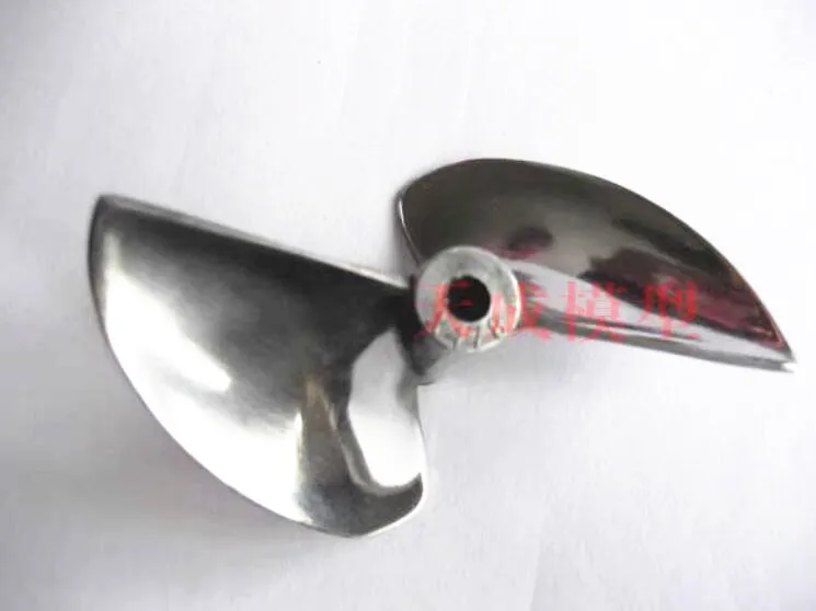 Elica In Rame Per Barca RC – P1.6, 67mm, Albero 6.35mm (1/4″), 2 Pale