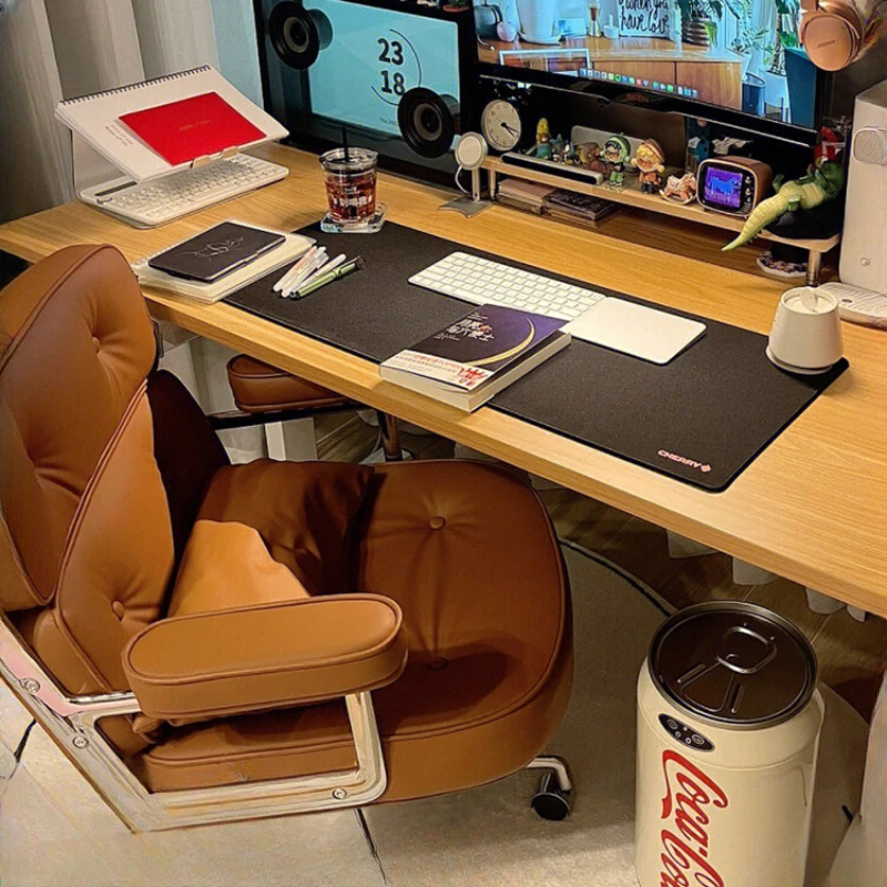 

Light luxury computer chair, comfortable for sitting for a long time, home desk chair, study office chair, bedroom, makeup, back