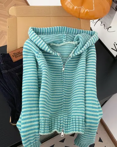 Japanese Y2K Harajuku Hot Girl Retro Contrast Striped Knitted hoodie Autumn/Winter Women Loose Casual Zipper Sweater emo - Image 6