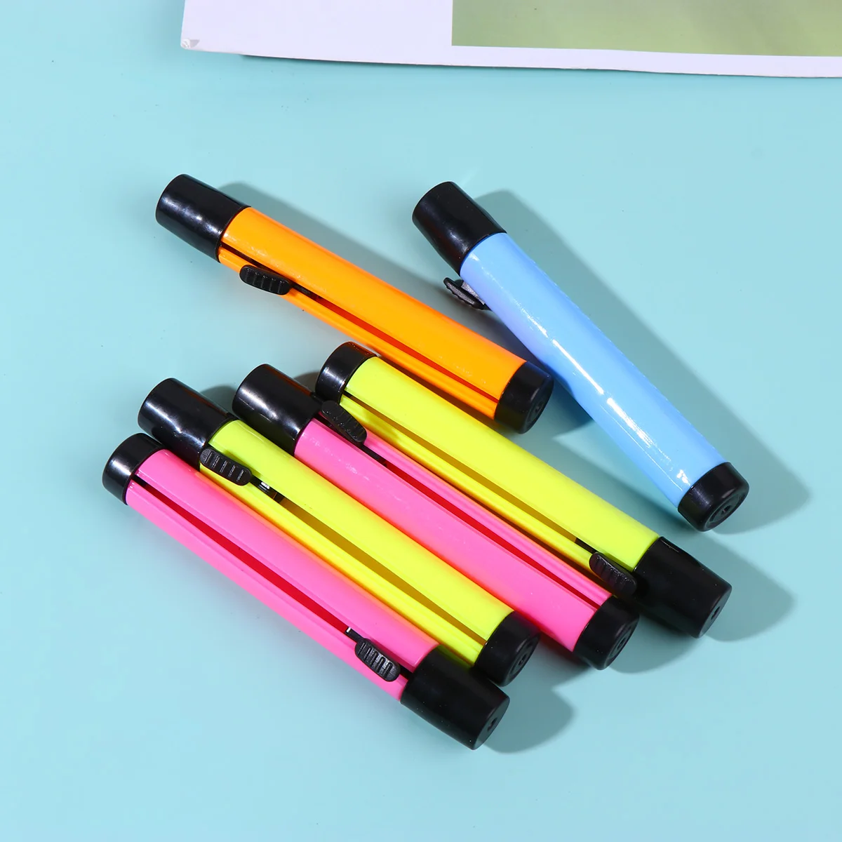 

6pcs Colorful Chalk Holder Adjustable Eco- Chalk Storage Holder for Teaching (Random Color)