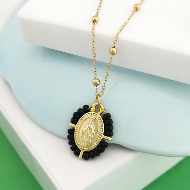 Collier ras du cou pour femme avec pendentif Vierge Marie, chaîne en acier inoxydable couleur or, perles de rocaille, style bohème blanc, noir, rose
