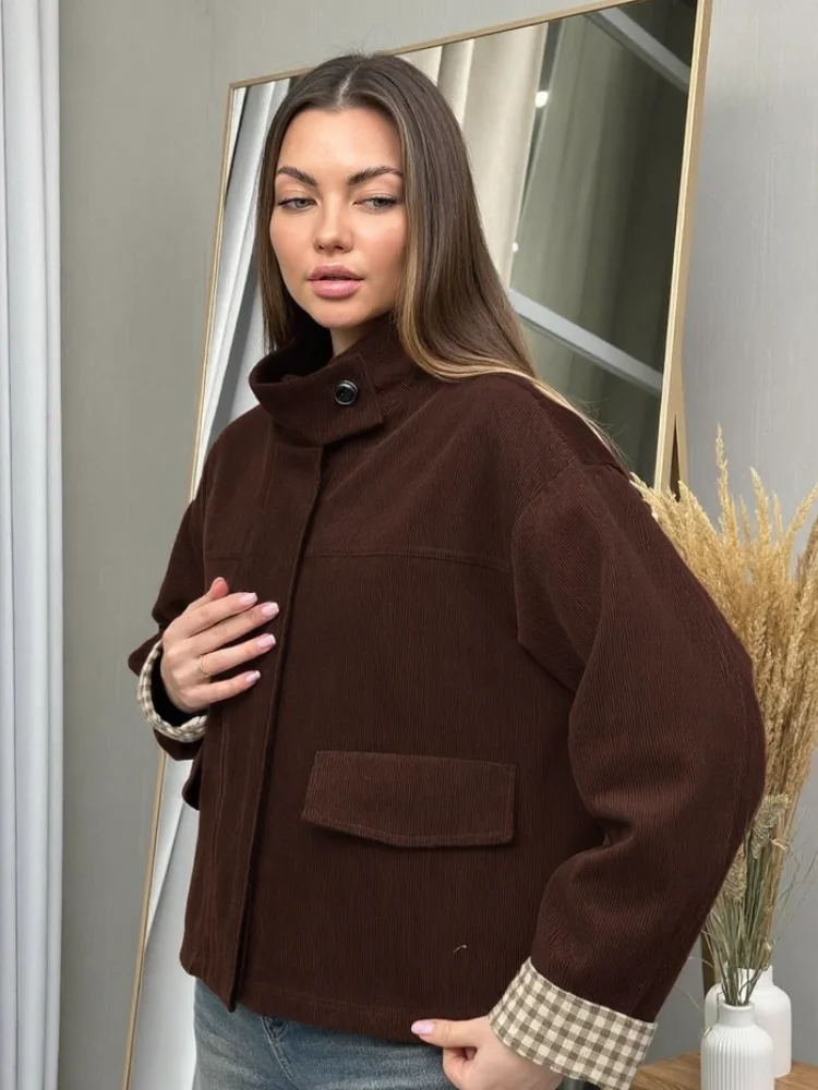 Kaia Button Pocketed Lapel Collar Jacket