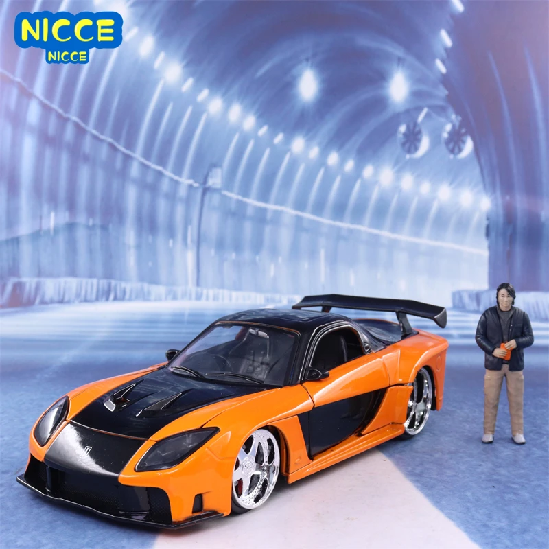 NICCE 1:24 Dodge Ice Charger Alloy Car Diecast Toy Vehicles Car Model Miniature Scale Model Car Toys for Kids Collection Z15 RC Cars cheap