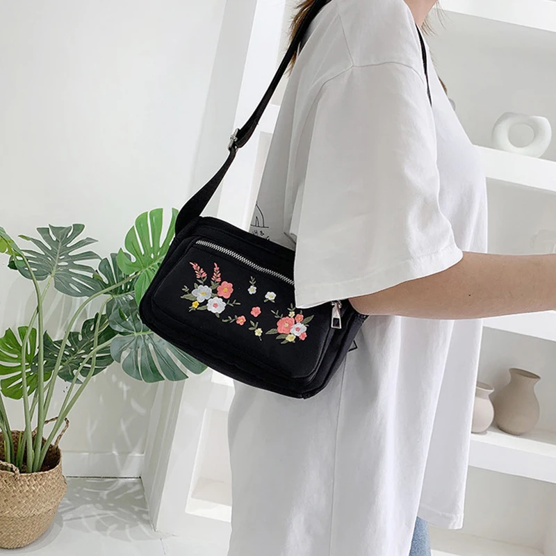 Casual Crossbody Backpack Ladies Oxford Cloth Shoulder Bag Fashion Embroidery Flower Zipper Travel Handbag