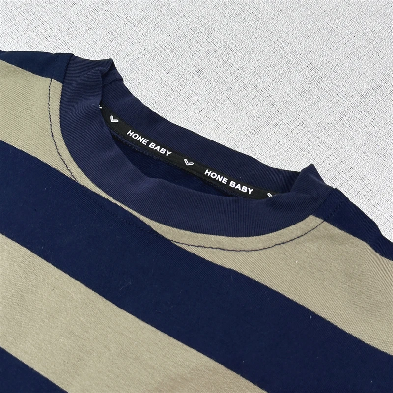 طقم ملابس صيفية للأولاد الصغار ، بلون سادة ، مخطط...