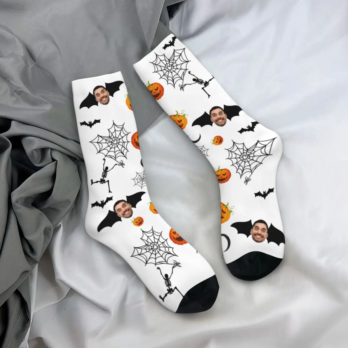 

Custom Socks with Face Men's Halloween Holiday Pumpkins Bats Sock Winter Peraonalized Women Men Sock Non-slip Soccer Socks