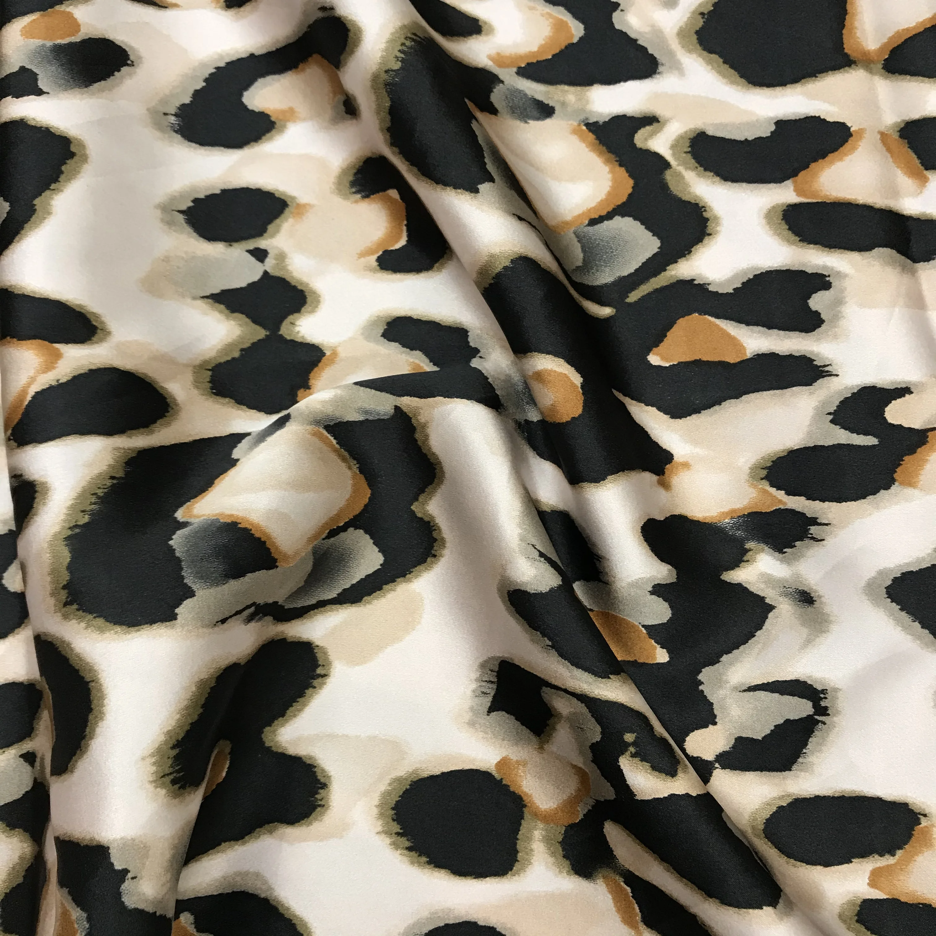 

1 meter 95% Mulberry Silk 5% Spandex 20 momme Charmeuse Silk Fabric Light Pink Leopards Printed 140m 55" wide by the yard XX135