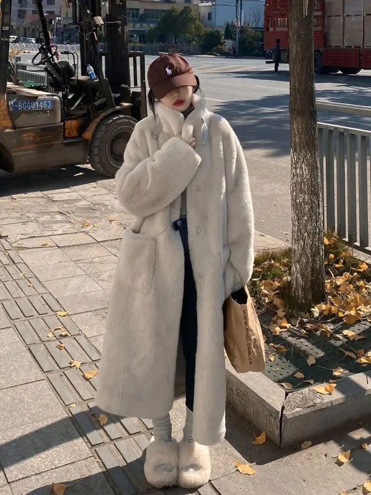 

Women High Quality Winter Faux Rabbit Fur Coat Luxury Long Fur Coat Loose Lapel OverCoat Thick Warm Plus Size Female Plush Coats