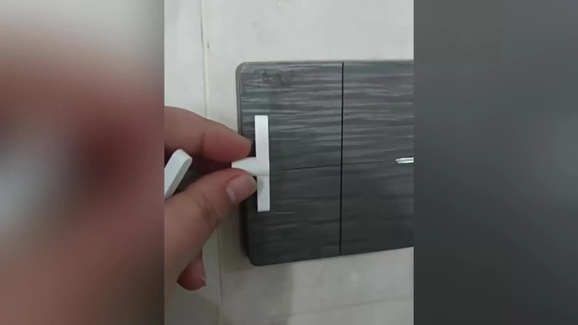 Pulsante Telecomando Automatico - Robot Per Accendere/Spegnere Luci E Dispositivi - Wireless Per Smart Home - Ricaricabile USB-C - 3