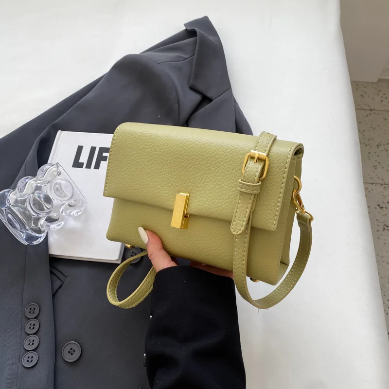 

2023 Solid PU Fashion Personalized Daily Commuting Small Bag Simple Women's Bag Single Shoulder Bag Crossbody Bag Metal Buckle