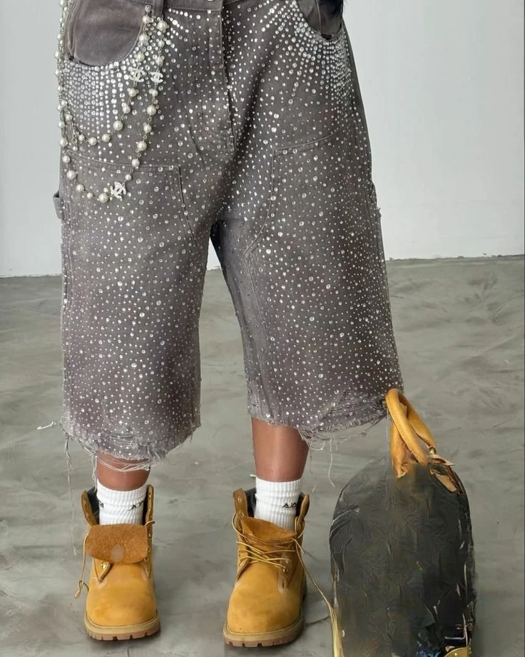 Streetwear Retro Ripped Denim Shorts Men Women Harajuku Hip Hop Punk Twinkle Rhinestone Short Jeans Gothic Brown Baggy Shorts denim shorts summer jeans shorts