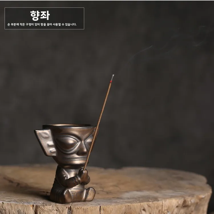 세라믹 차 세트 장식품 고대 슈 문명 산싱두이 축복 사제 미니어처 인형 다도 용품