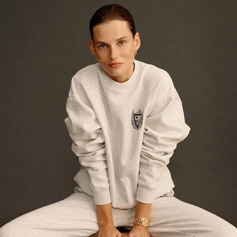 

2023 Winter American Style White Casual Long-sleeved O-neck Pullover Women's Hooded Sweatshirt Fashion Women's Hoodie