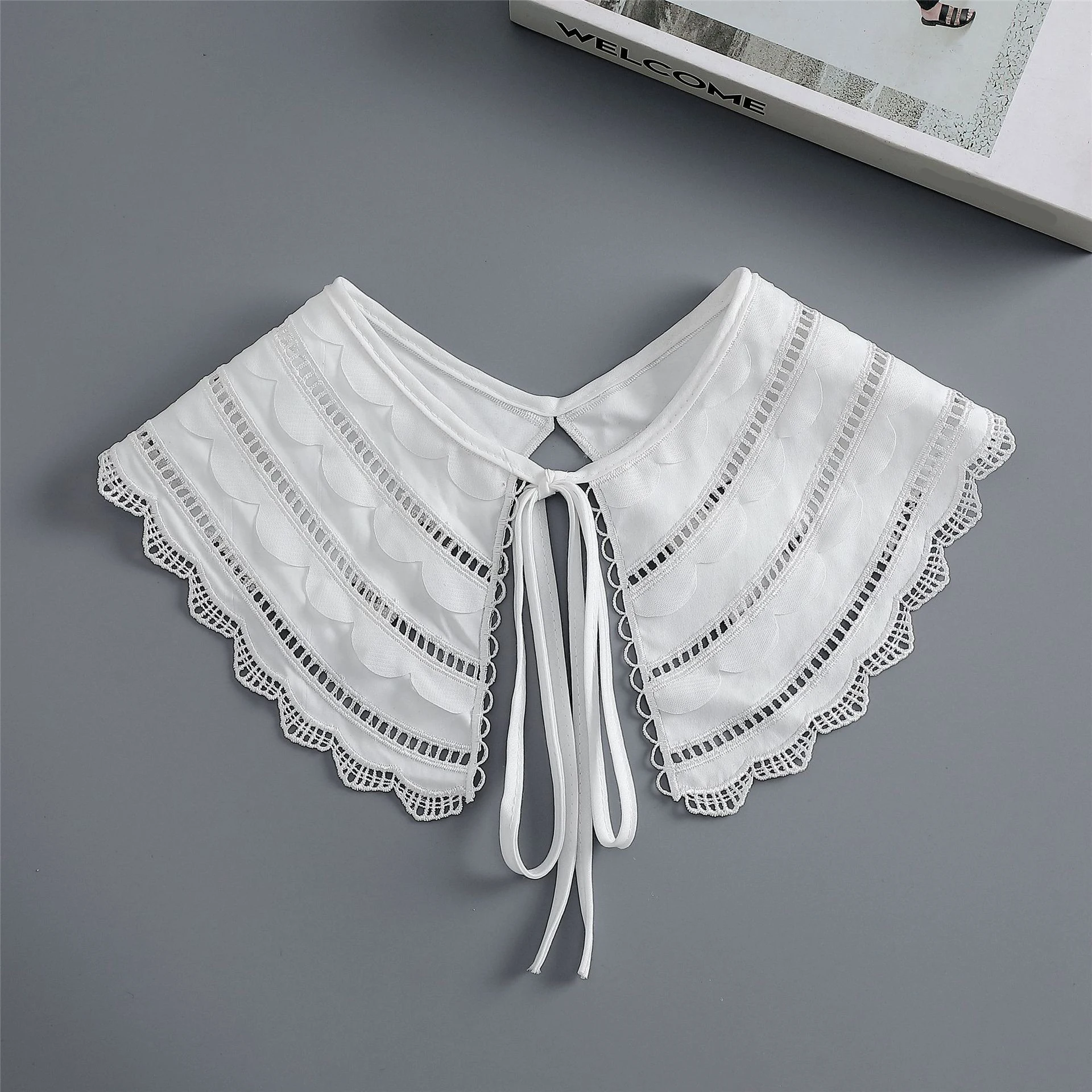 

White Bowknots Lapel Shirt Detachable Collar Shawl for Women False Collar Blouse Decorative Removable Shoulder Wraps Fake Collar