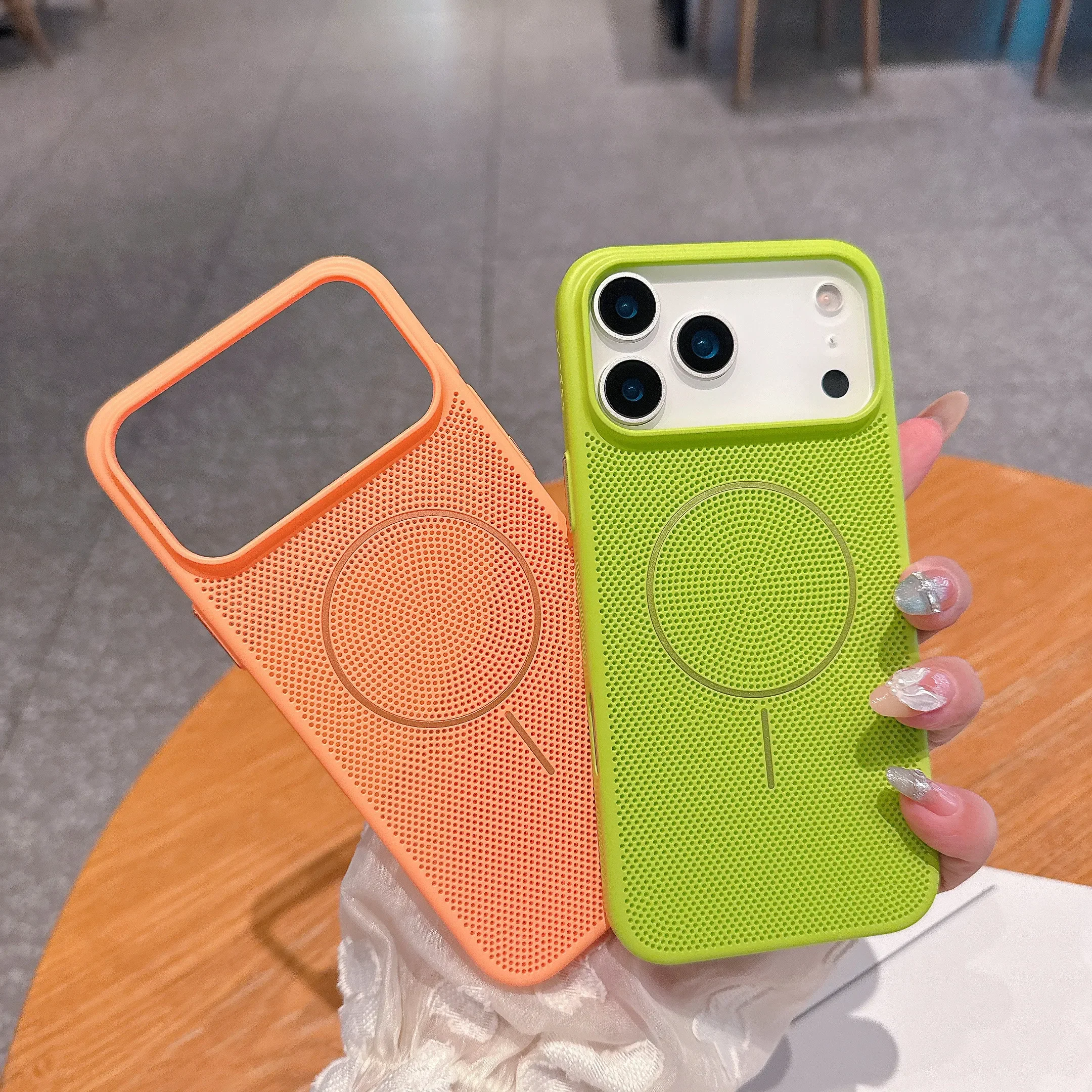 Magnetic Cooling Heat Dissipation Phone Case with Breathable Back Cover