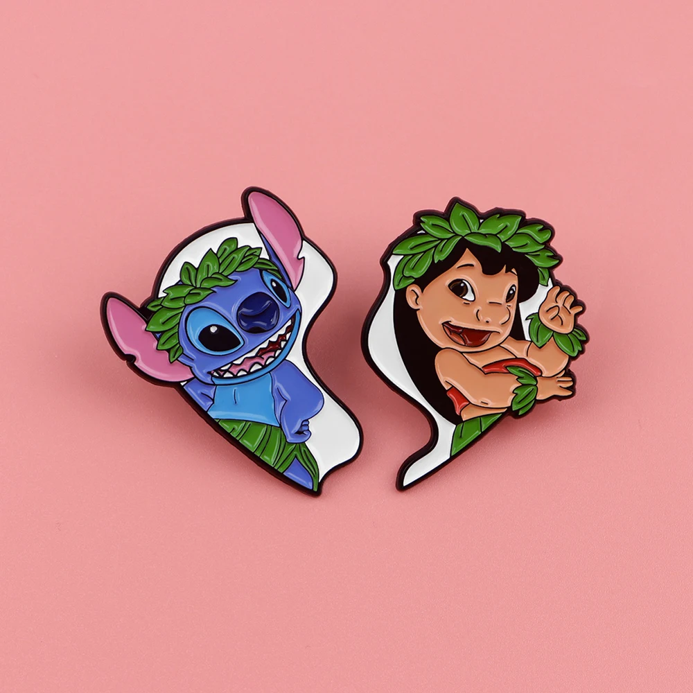 Cute 2Pcs/Set Enamel Brooch Pins Creative Splicing Love Heart Shape Metal Alloy Badge Lapel Pin Jewelry Cosplay Prop Gift Access