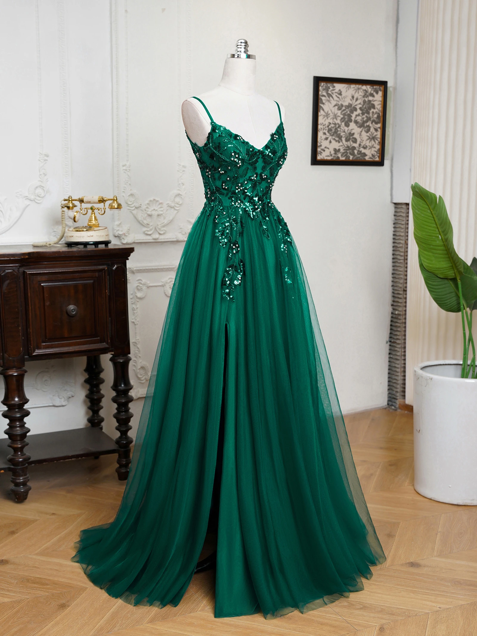 فساتين سهرة طويلة مثيرة بأشرطة سباغيتي ورقبة على ش...