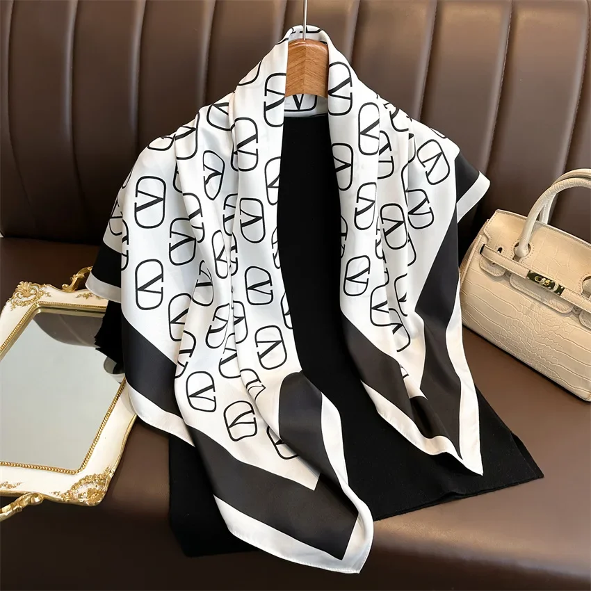 

2024 New Fashion Light Luxury Letters Print Silk Scarf 90cm Women Twill Simple Square Scarves Ladies Sunscreen Shawl Headscarf