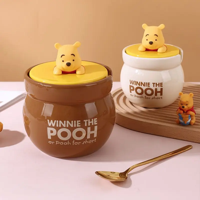 

Керамический резервуар для масла с изображением милого пуха и медведя, емкость большой емкости для приправ с крышкой и ложкой, домашняя посуда для наполнения маслом Винни-Пуха