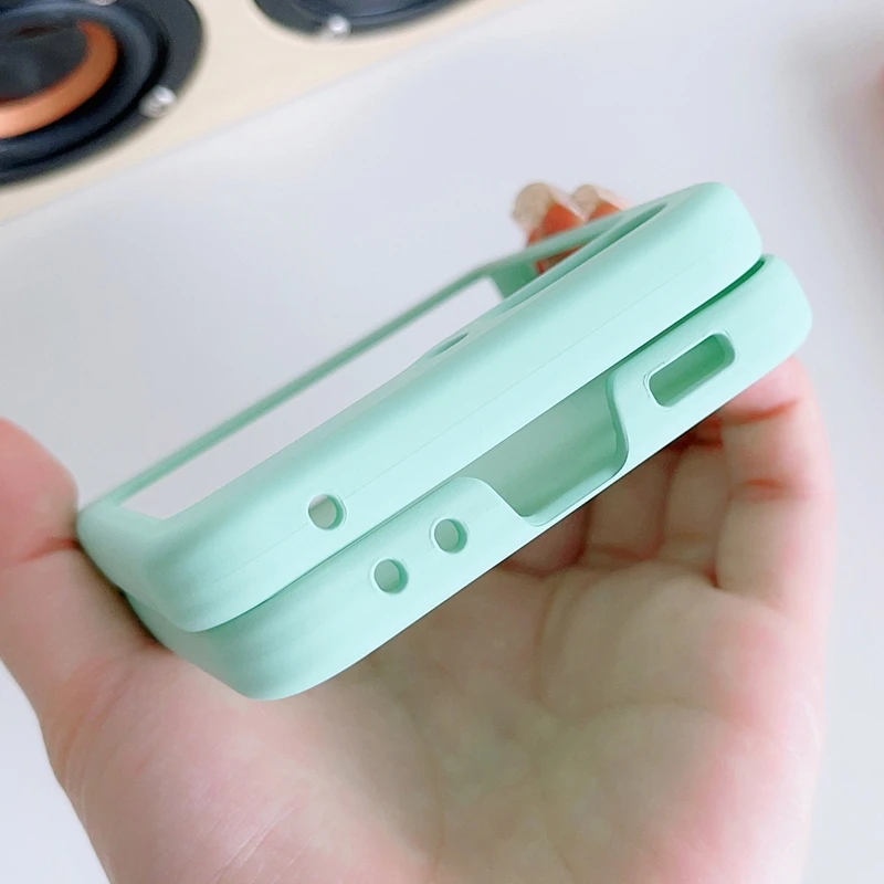 Liquid Silicone Case for Samsung Galaxy Z Flip 5 5G Shockproof Cover for Galaxy Z Flip6 Flip5 Protective Cases Capa